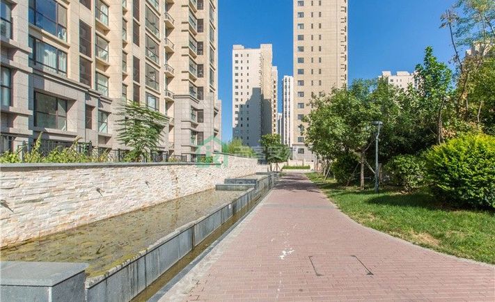 e33e21ff-2e12-42bf-8599-df73f3dccc3c