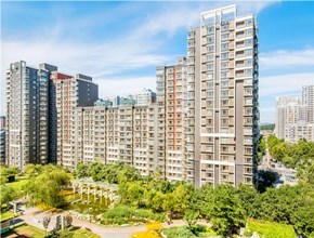 远洋山水30楼3单元803室