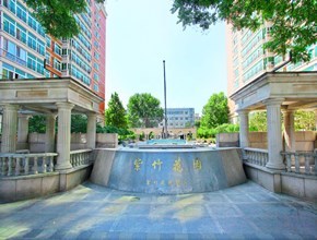 紫竹花园A座2001室