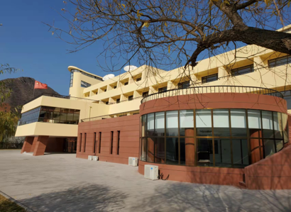 遥桥峪水库北岸 房地产