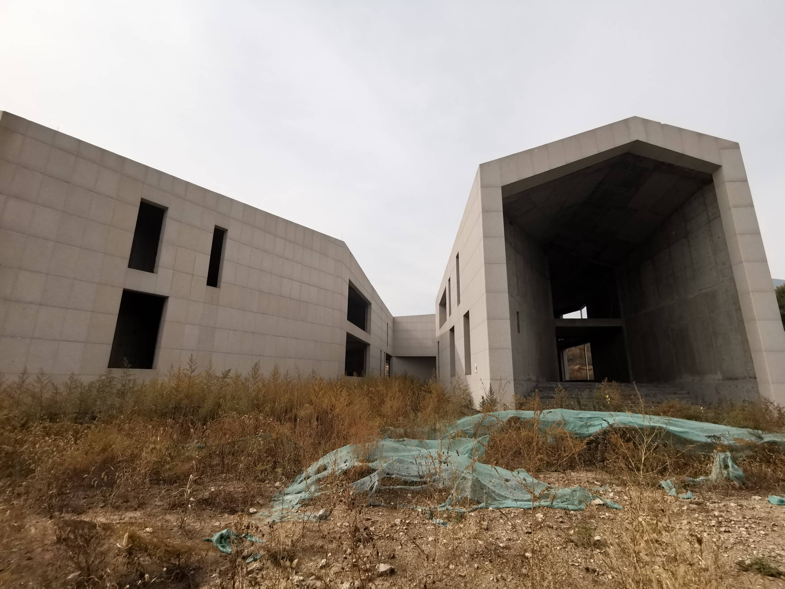 西羊坊村 土地及在建工程