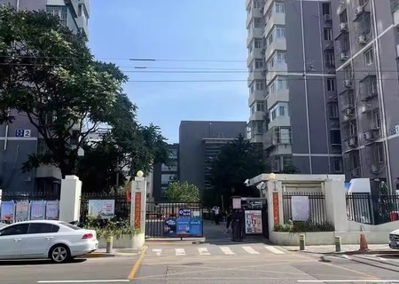 扣钟北里1号楼507室