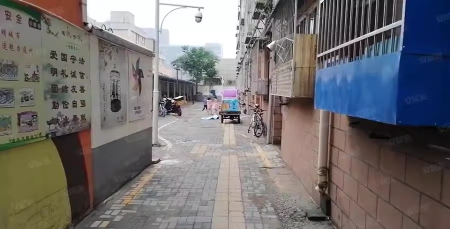 永顺35号院后门3单元342室