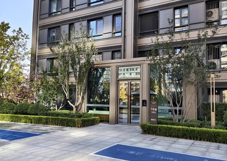 壹亮马7号楼1单元101室（带1库房2车位）