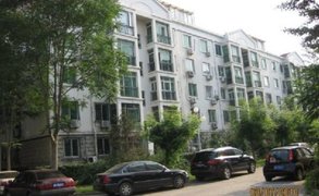 名流花园竹苑2号楼1单元502室