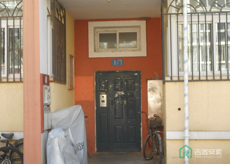 港馨家园31号楼1单元402