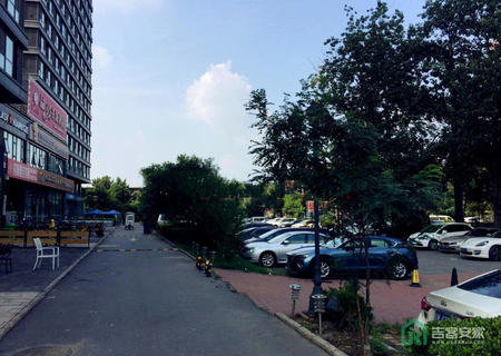 香悦四季三区16号楼1308号