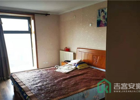 名佳花园三区19号楼3单元402号