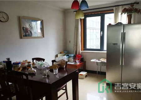 名佳花园三区19号楼3单元402号