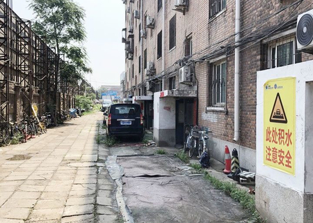 张山营镇西羊坊村土地使用权及地上在建工程