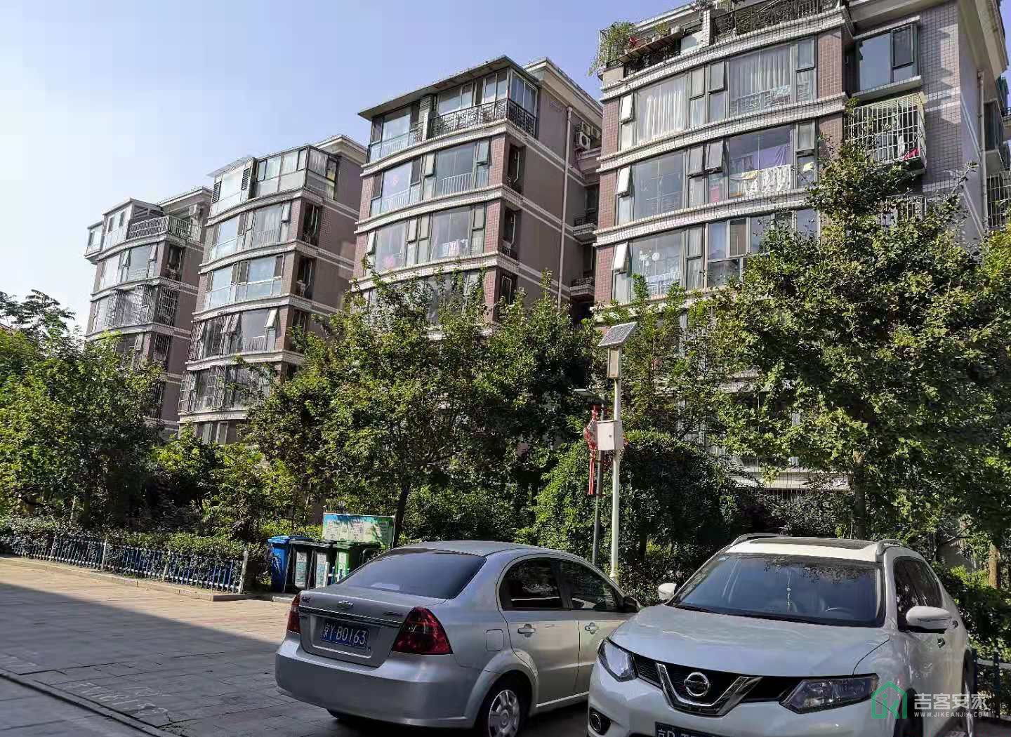 倚山嘉园1号楼1单元101号