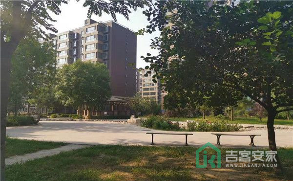 紫金新干线一区8号楼1单元202