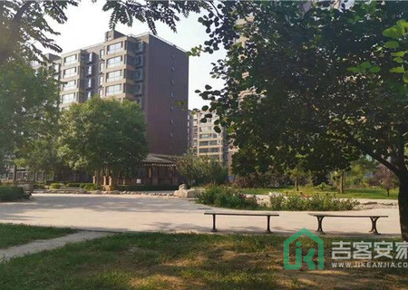 紫金新干线一区8号楼1单元202