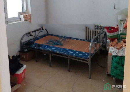 温泉花园62号楼2单元242（402）