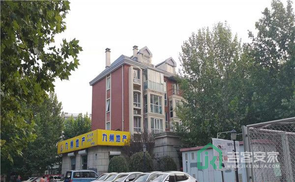 阳光波尔多小镇15号楼2单元402