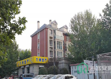 阳光波尔多小镇15号楼2单元402