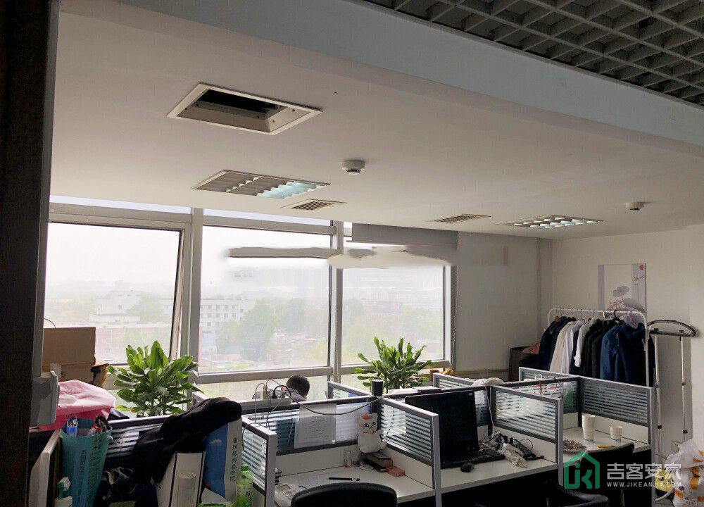 雍和大厦B单元1007室