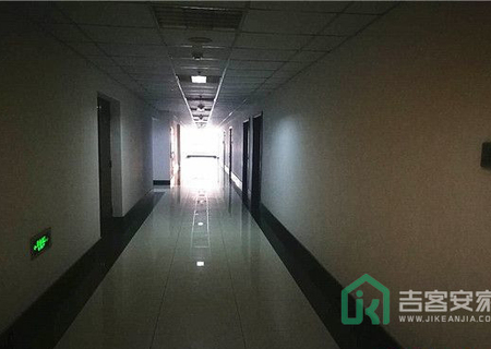 皇城国际中心A座601号