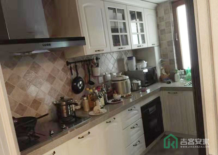 金隅翡丽一期(翡丽华庭）8号楼1单元101号