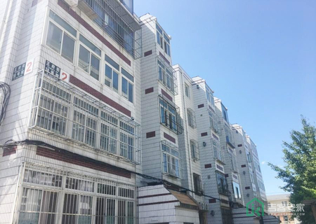 王府街18号院2号楼1单元102号