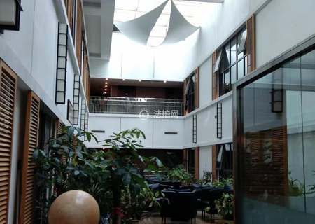 辉煌国际5号楼715号