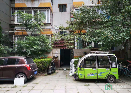 温泉花园B区70号楼5单元401号