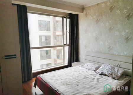 富力又一城B区B5号楼705 