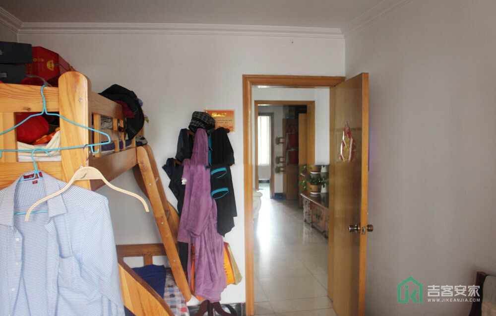 新华西街131号5号楼622号