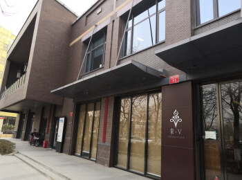 万科金阳国际公寓1号楼1-2号（底商）（已成交）