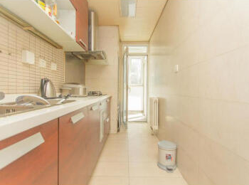 富力城D区7号楼102号