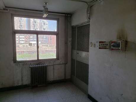 同仁园2号楼302号