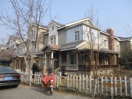 大宁山庄一区12号楼01（联排别墅）