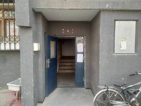 东关南里小区38号楼5单元201号