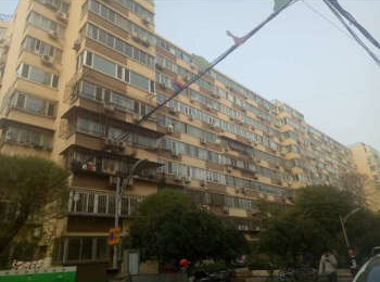 榆苑公寓2号楼1单元902室