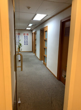 南银大厦6层701、702、715、716、717号