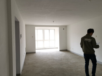 世界名园4号1单元502室