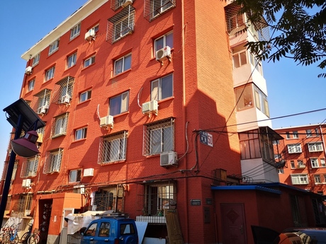 卢沟桥南里50号楼403室