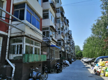 龙乡小区9号楼4单元102