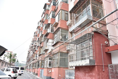 花园小区39号楼2单元401室