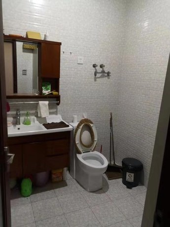 新西路69号1至2层18