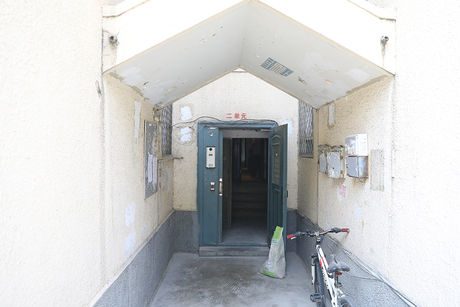 世纪村东区4号楼2门403号