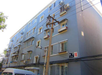 高井16号楼2单元242号