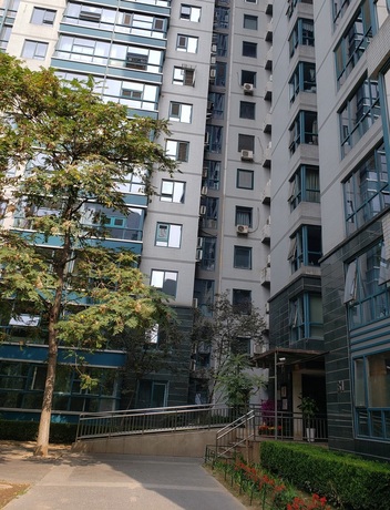 豪柏国际公寓5号楼502室