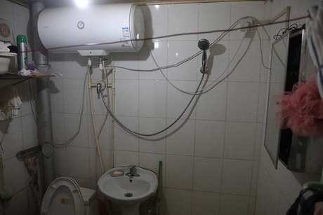 东辰小区3号楼2单元305号